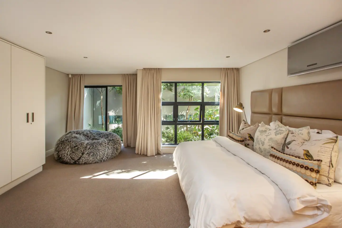 property_[object Object]_18