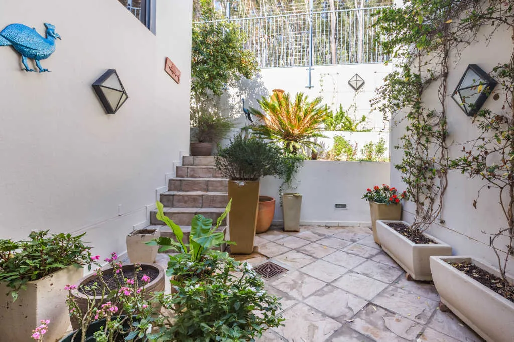 property_[object Object]_6