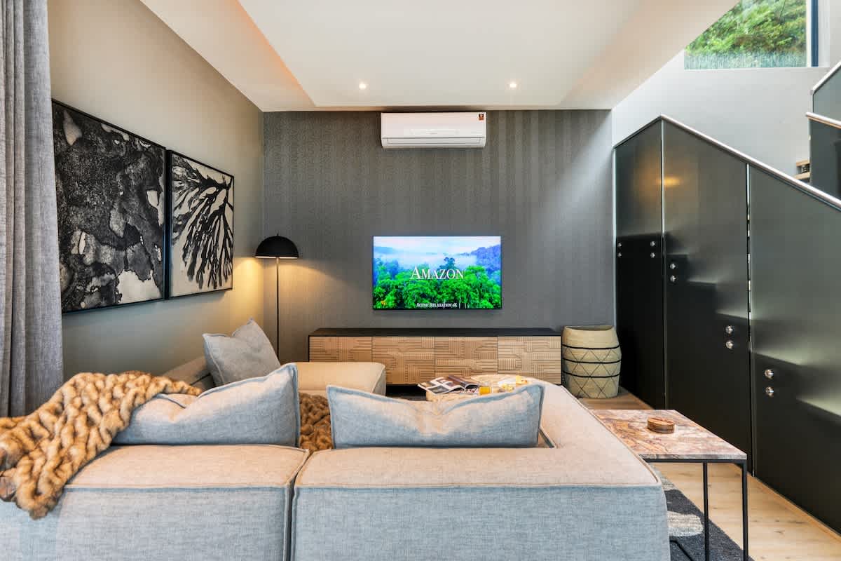 property_[object Object]_19