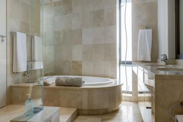 property_[object Object]_8