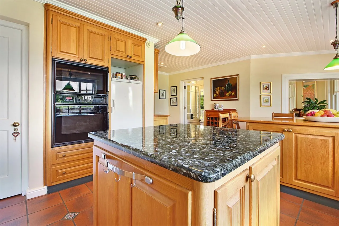 property_[object Object]_36