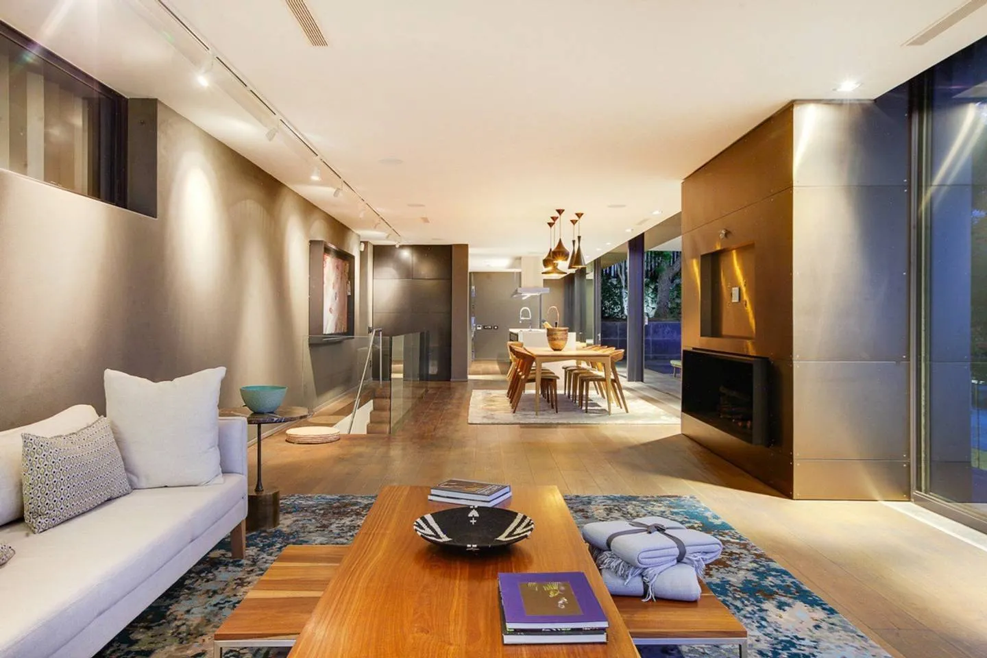 property_[object Object]_23