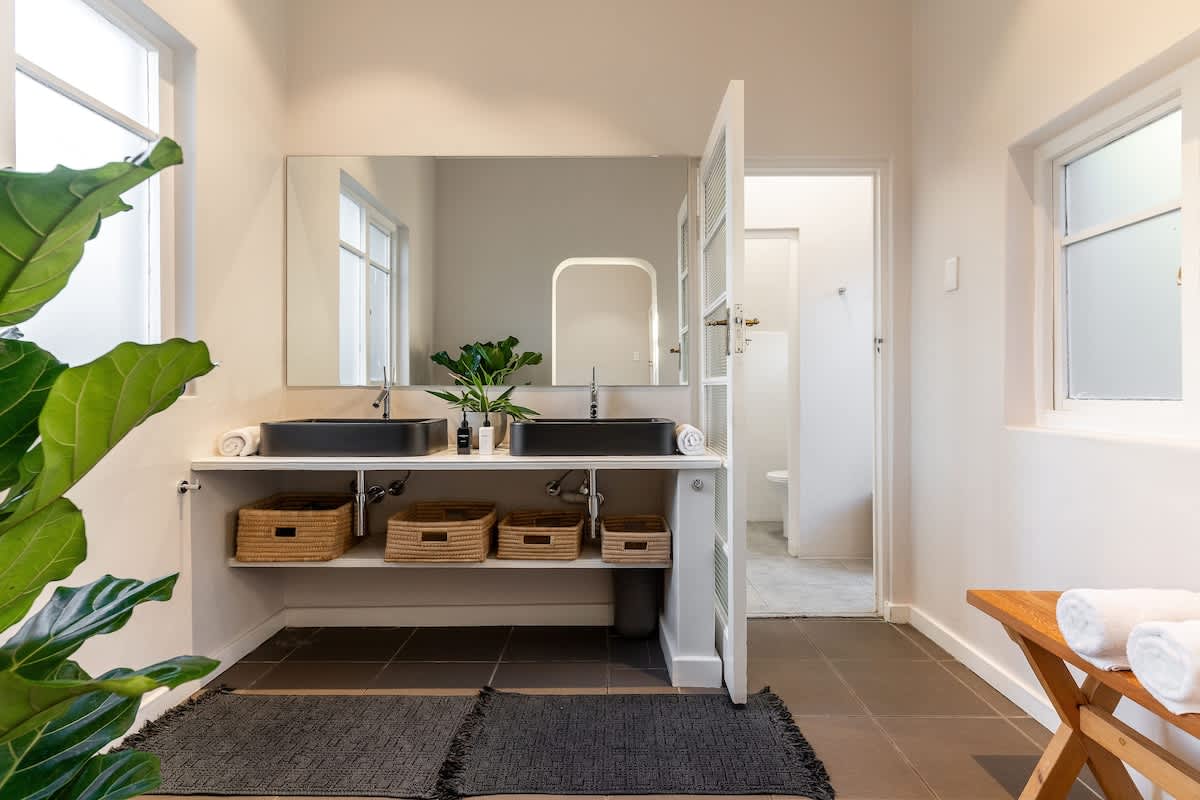 property_[object Object]_12