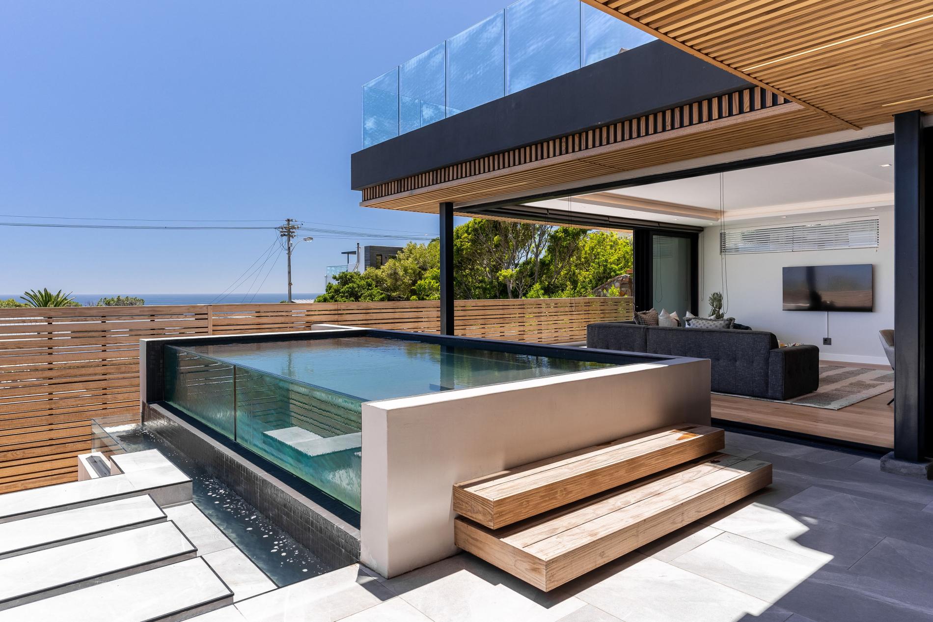 property_[object Object]_26