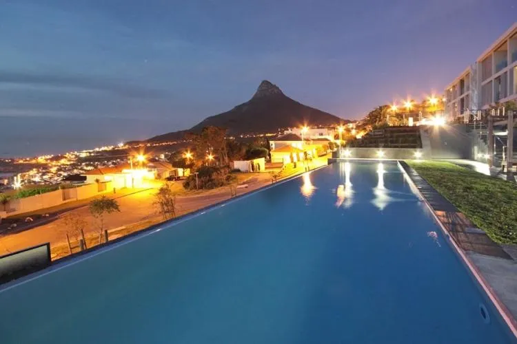 306 Crystal Apartment, Camps Bay
