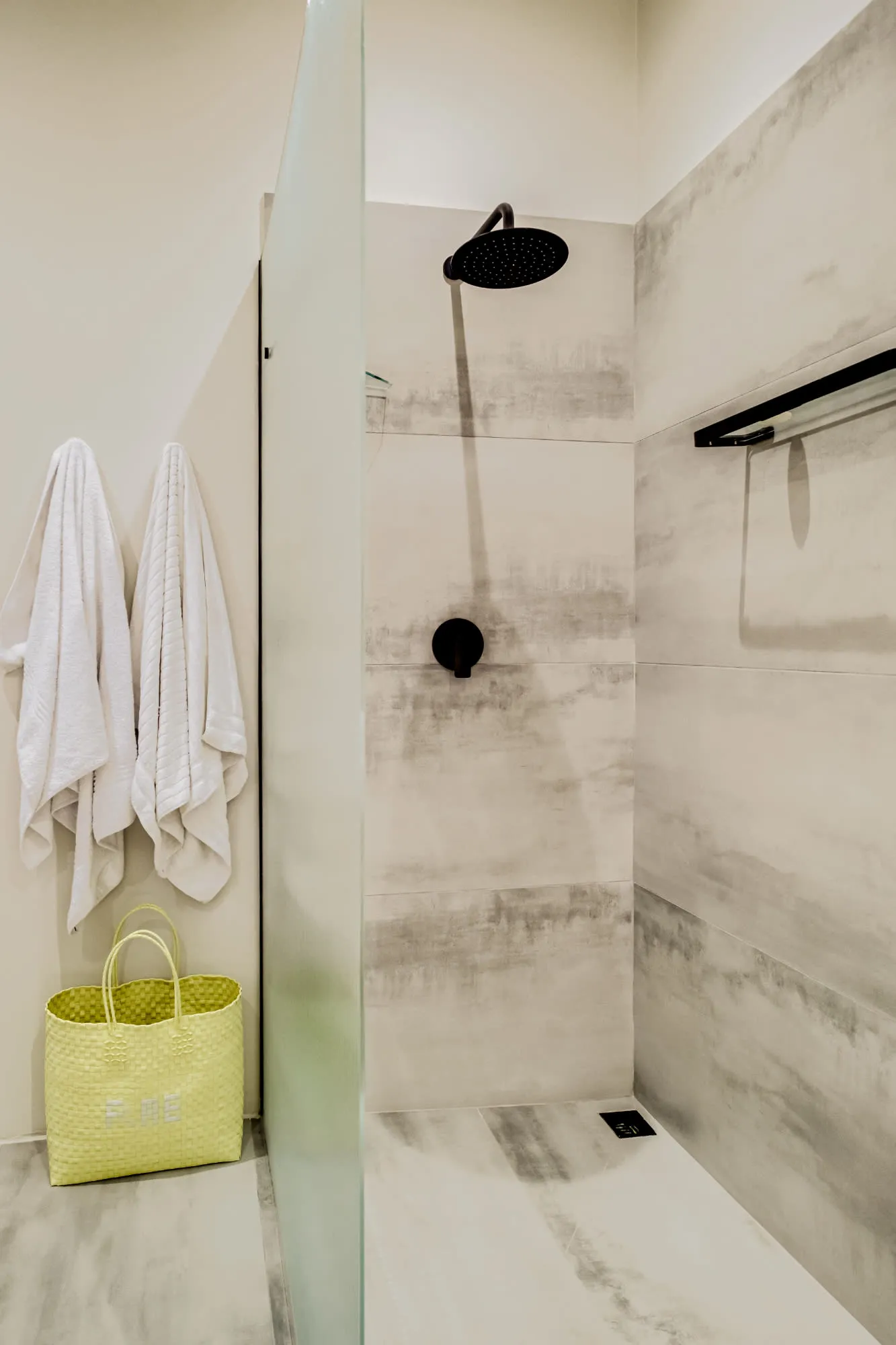 property_[object Object]_14