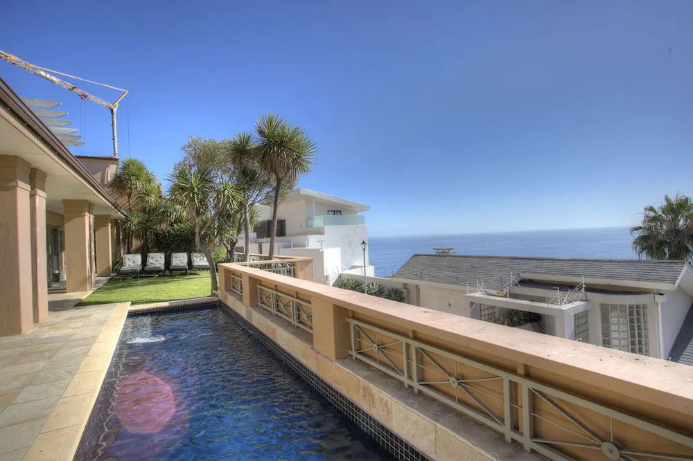 Ravine Views, Bantry Bay