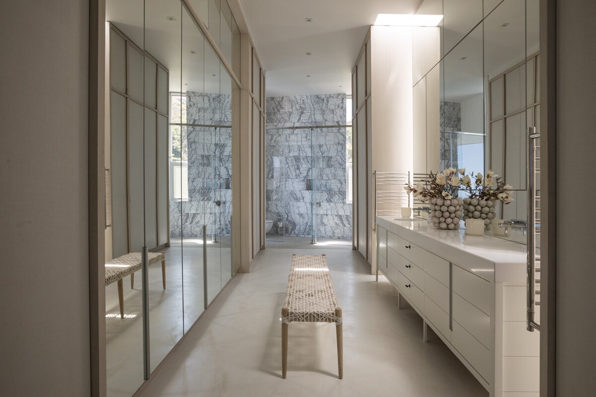 property_[object Object]_18