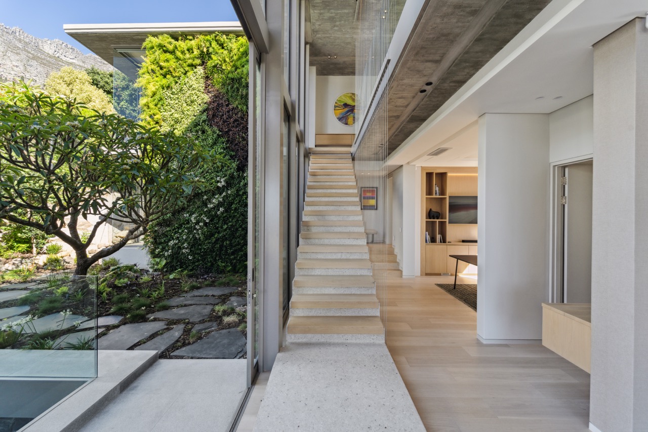 property_[object Object]_24