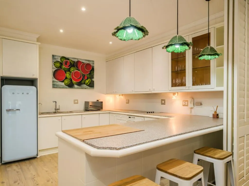 property_[object Object]_11