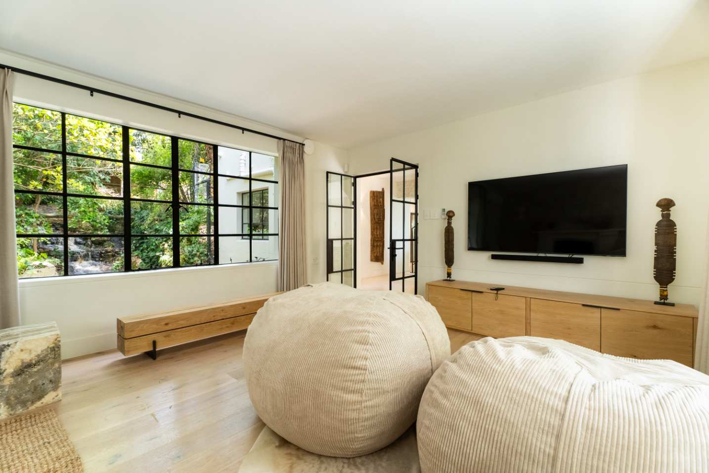 property_[object Object]_10