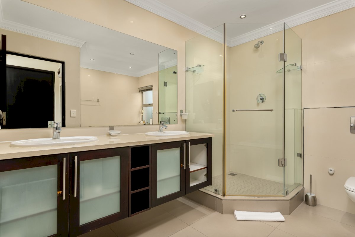 property_[object Object]_16