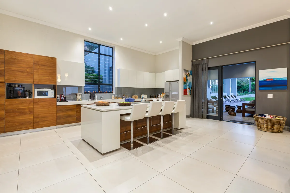 property_[object Object]_33