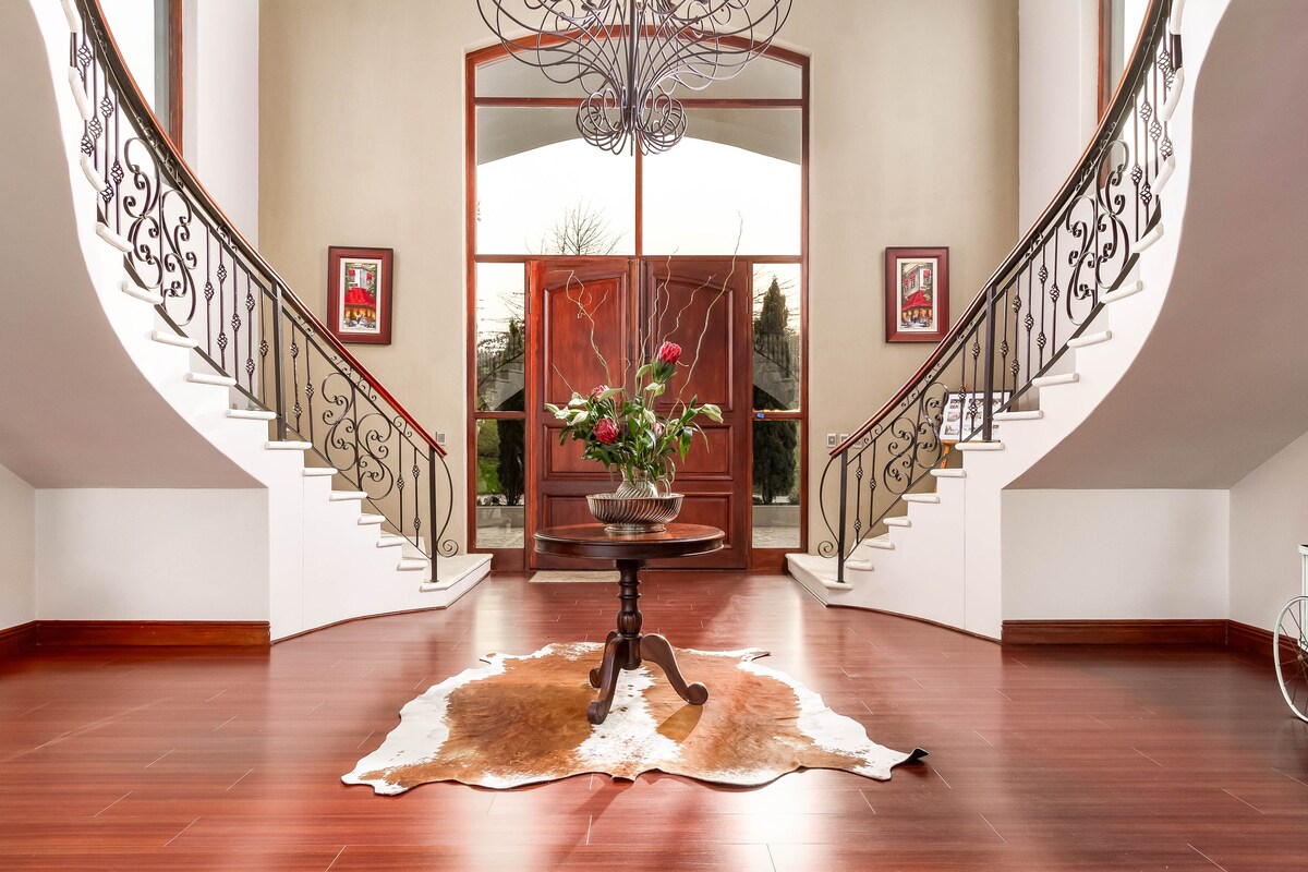 property_[object Object]_7