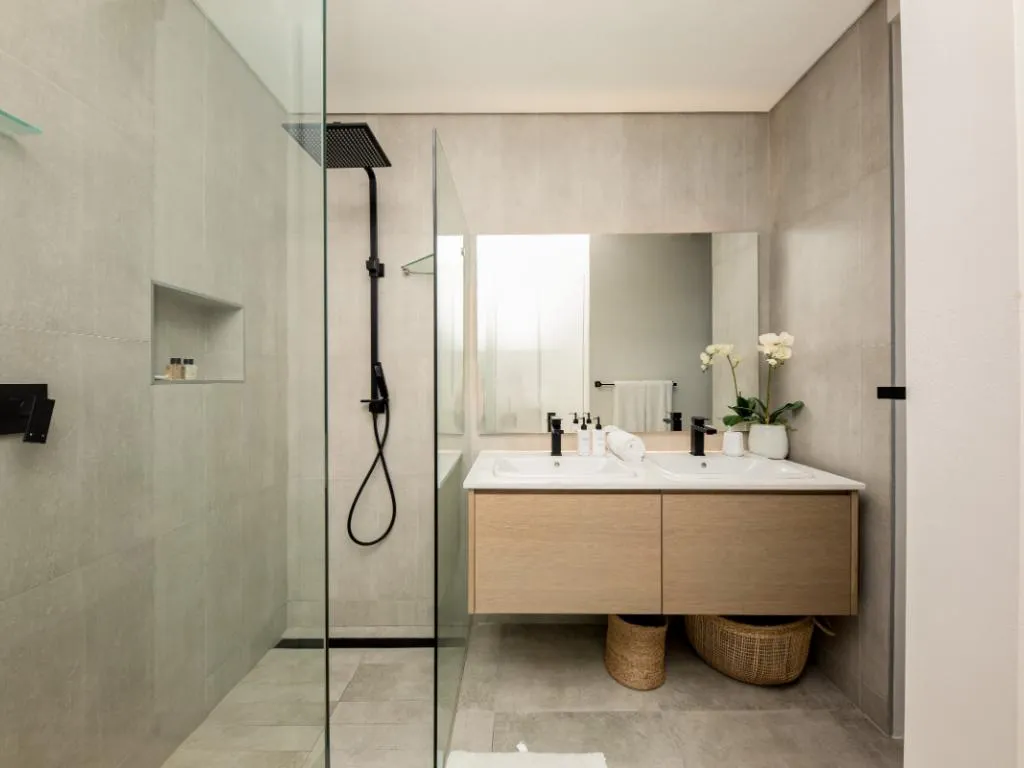 property_[object Object]_11