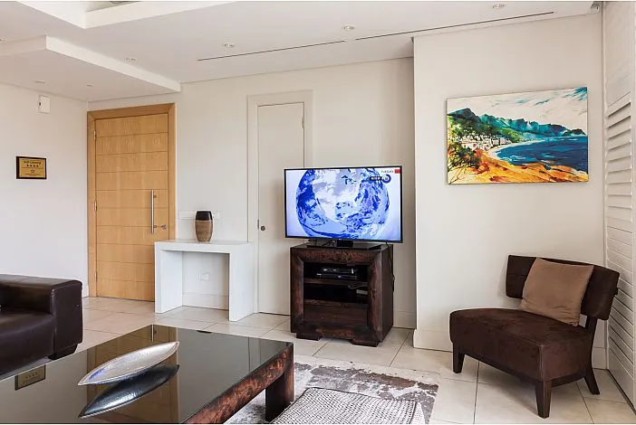 property_[object Object]_8