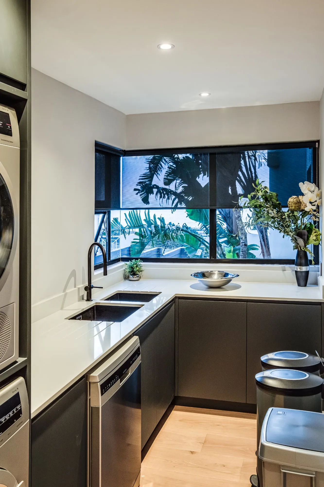 property_[object Object]_44