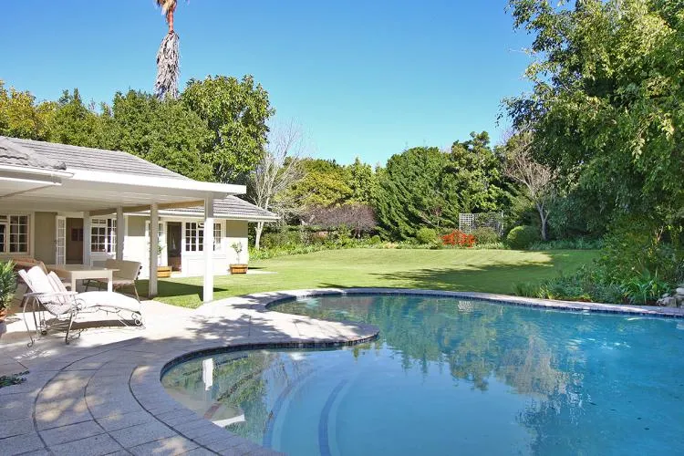 Constantia Field House, Constantia