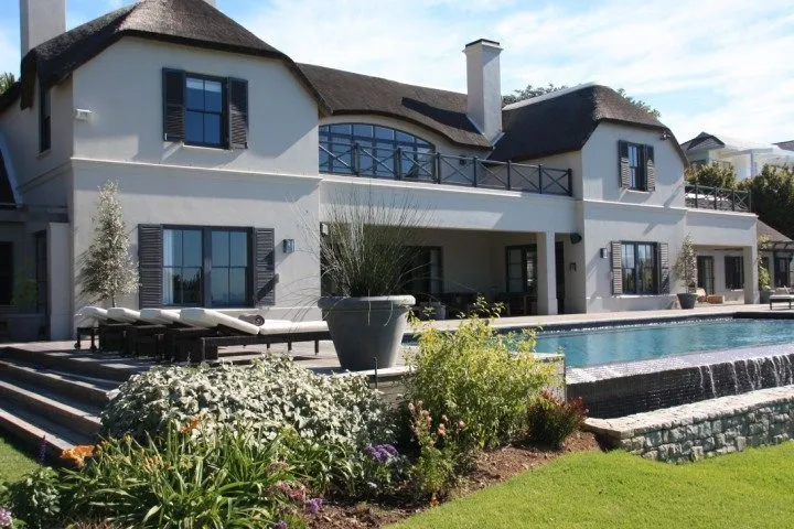 Monterey Mansion, Bel Ombre