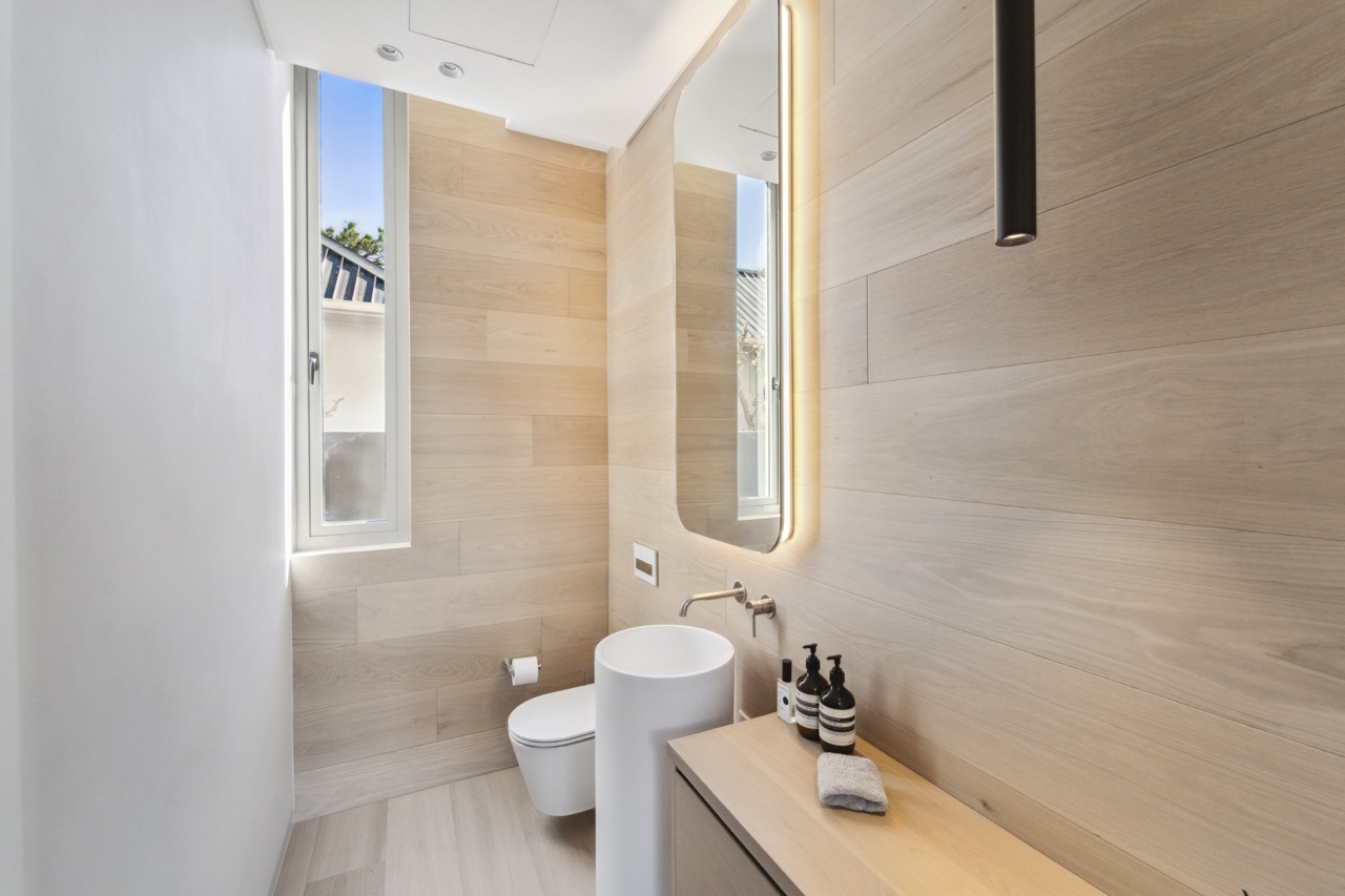 property_[object Object]_25