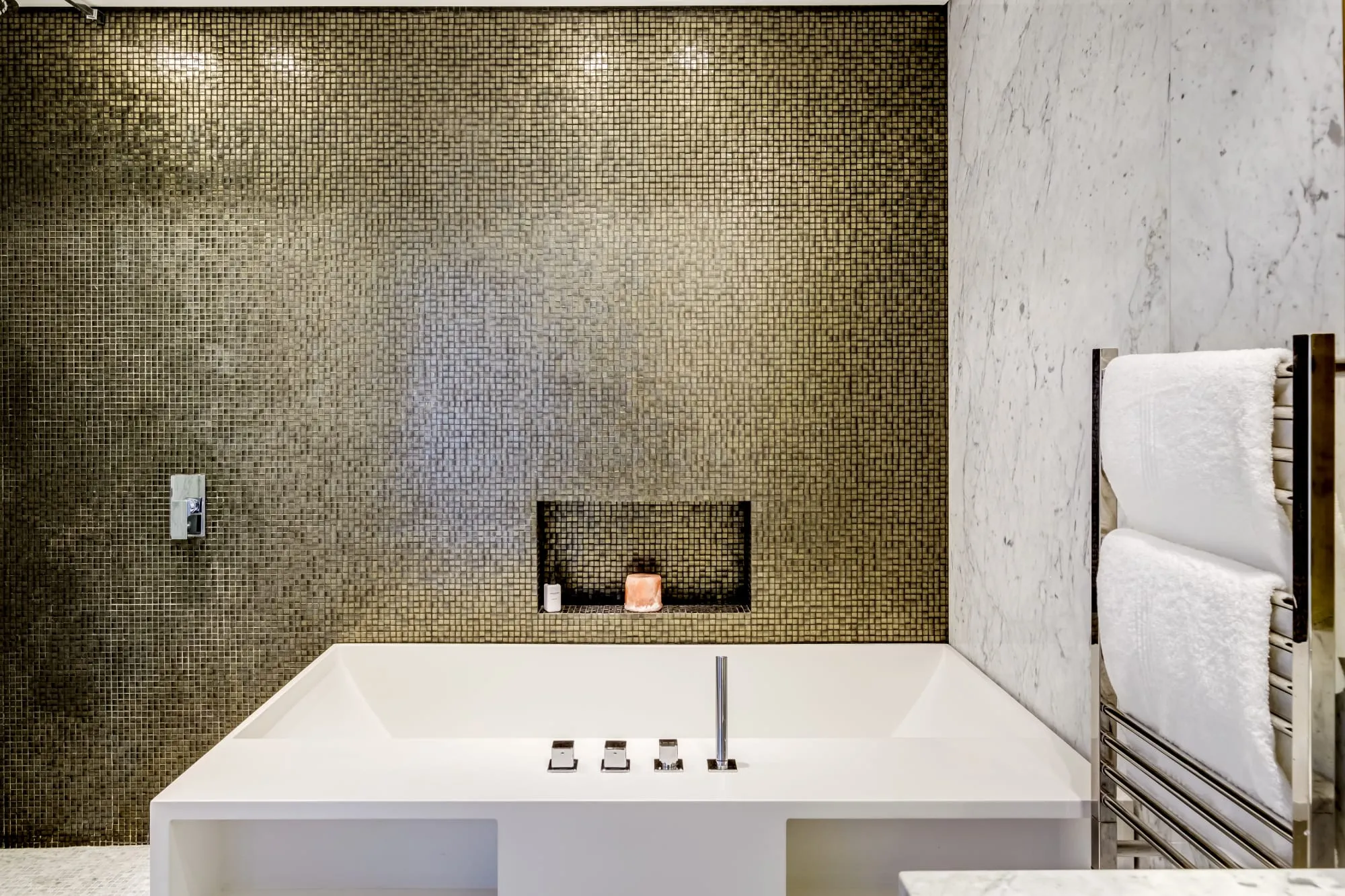 property_[object Object]_19