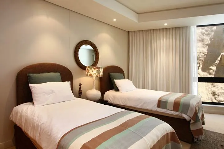 property_[object Object]_12