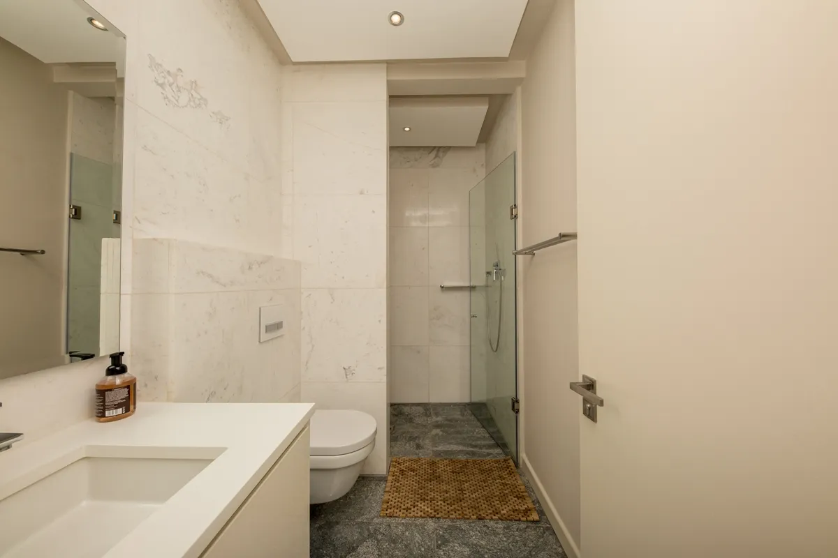 property_[object Object]_35