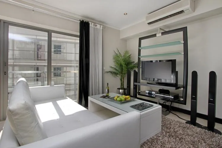 Icon Apartment 808, Cape Town City Centre
