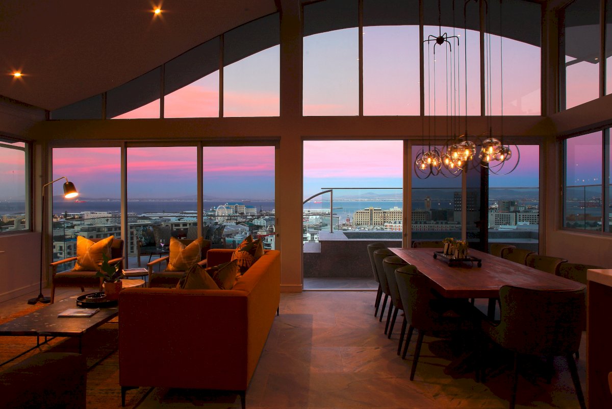 Malachite Penthouse , Green Point