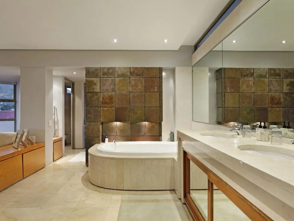 property_[object Object]_17