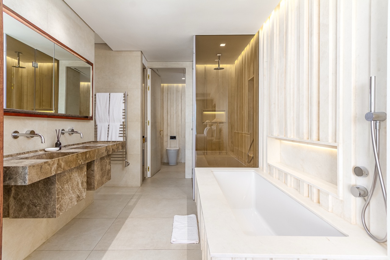 property_[object Object]_24