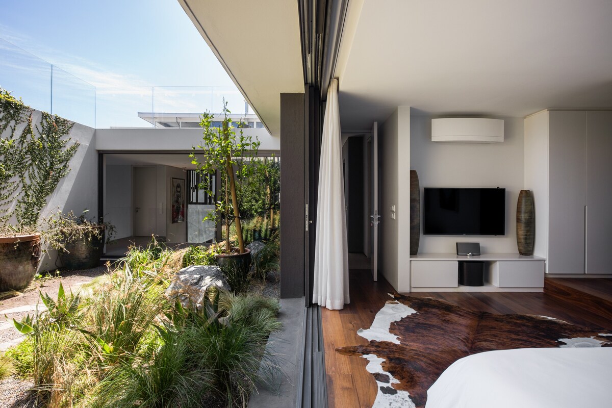 property_[object Object]_15