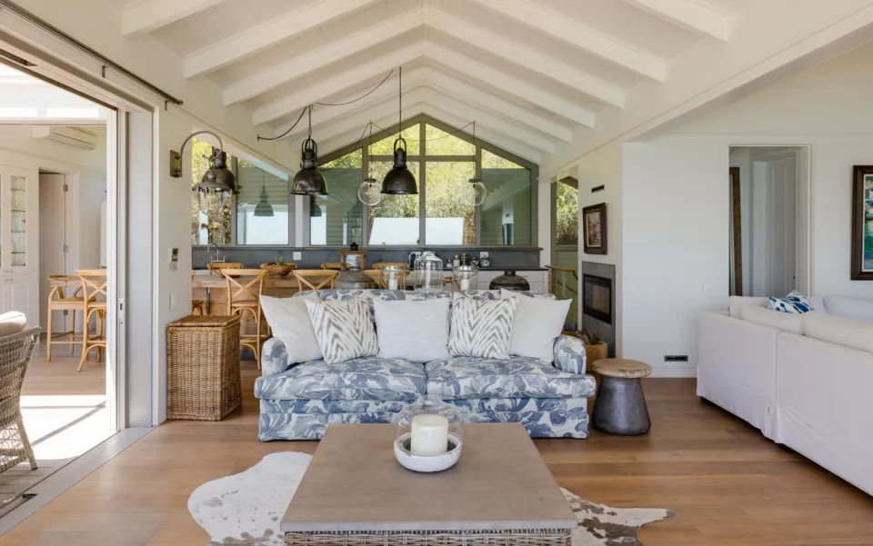 property_[object Object]_7