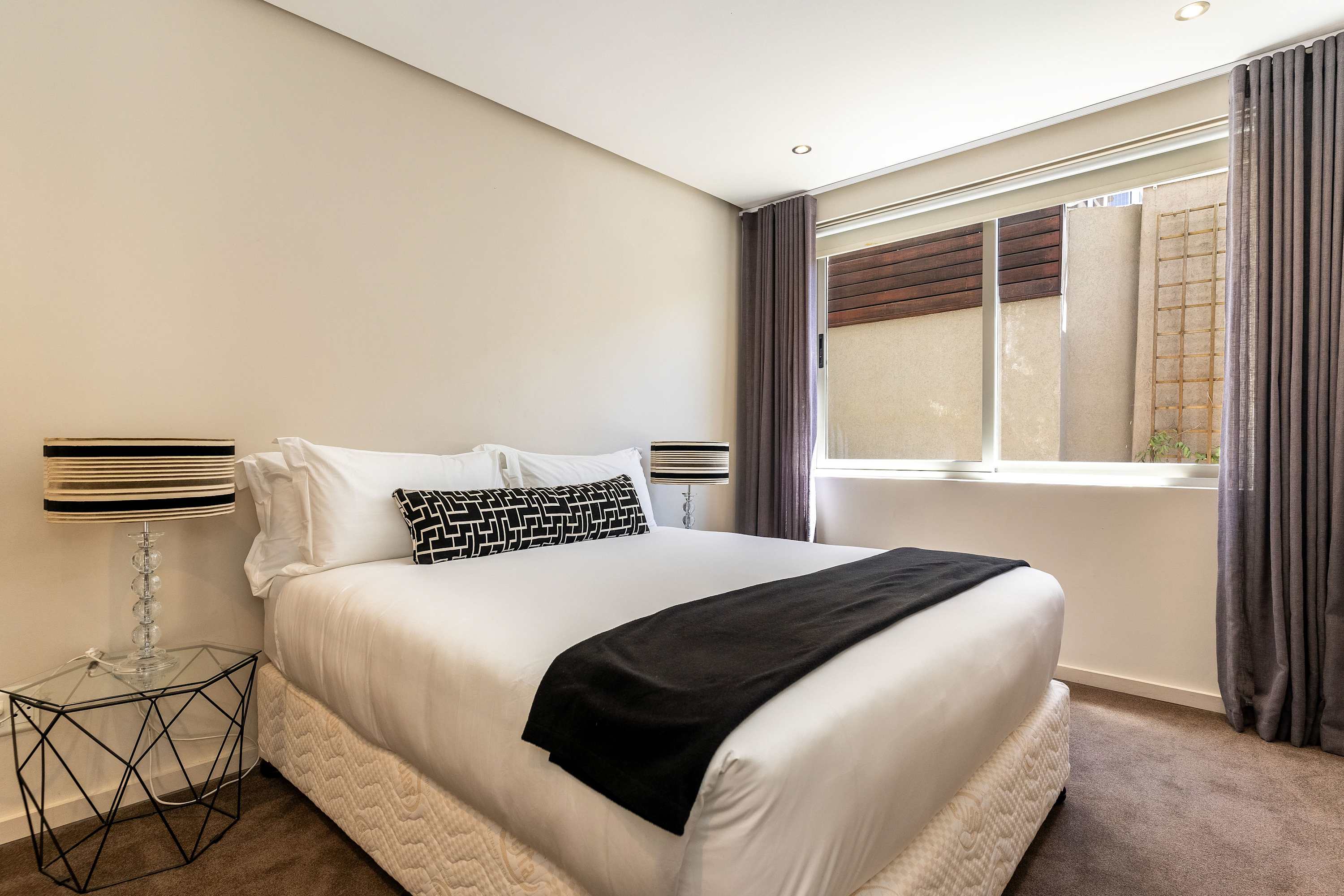 property_[object Object]_26