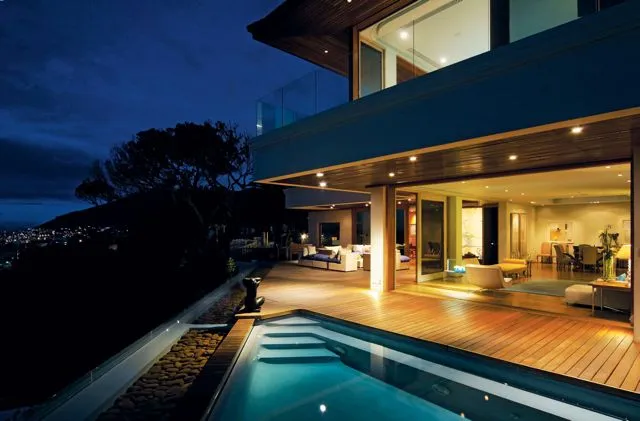 Ellerman Villa, Bantry Bay
