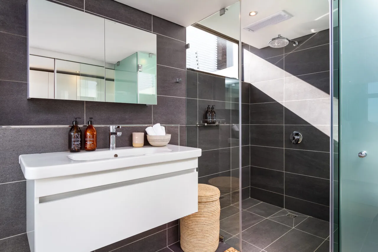 property_[object Object]_82