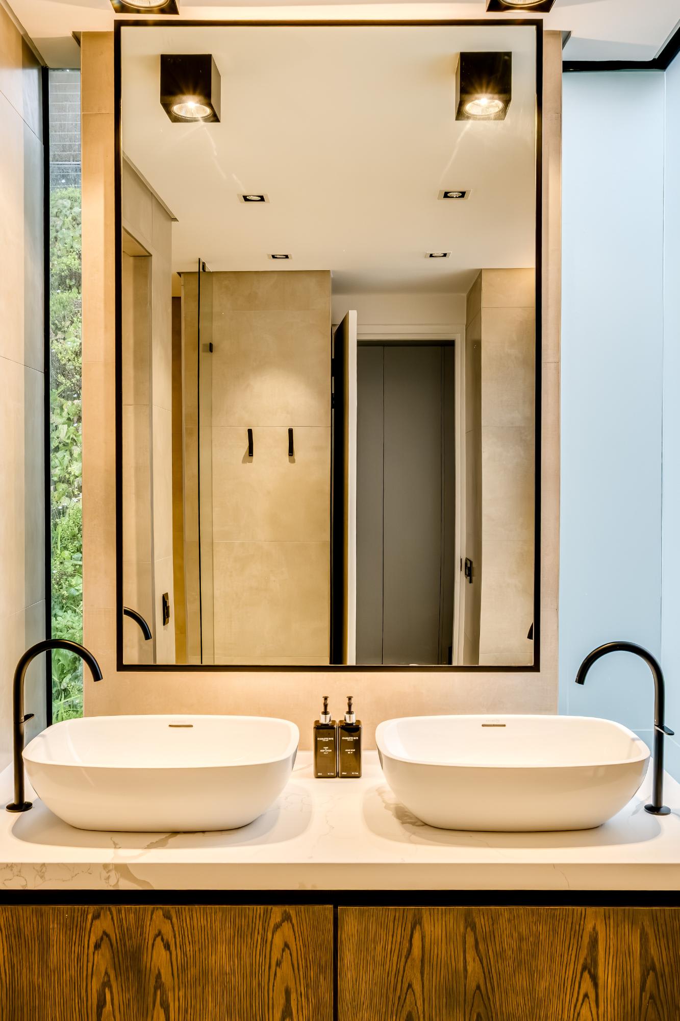 property_[object Object]_47