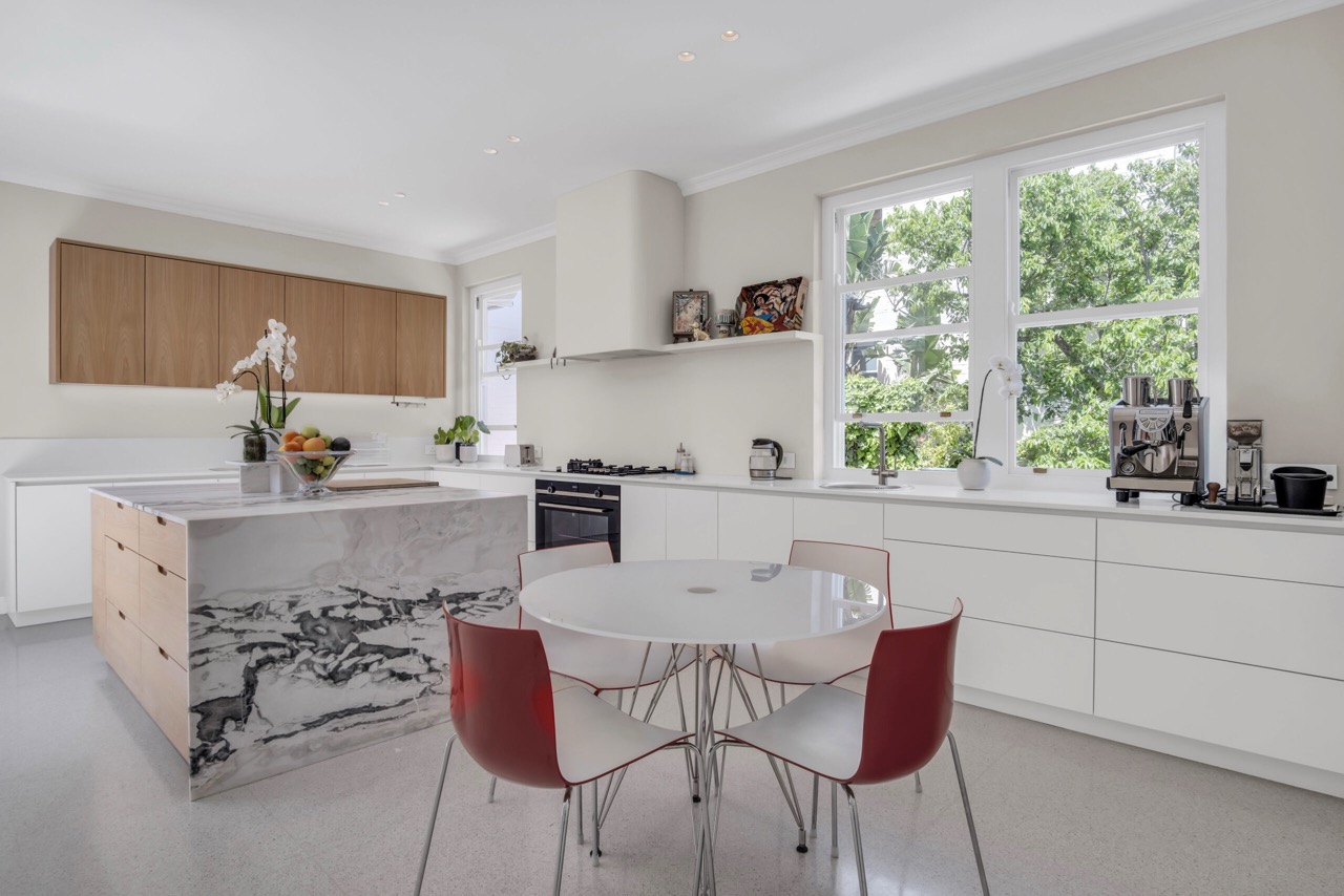 property_[object Object]_15