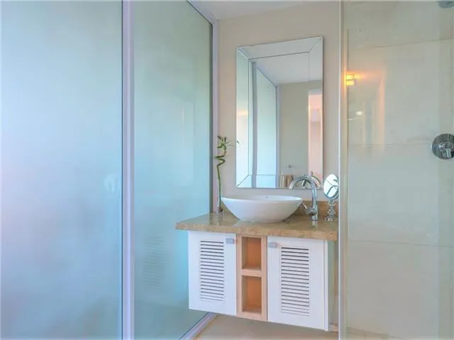 property_[object Object]_18