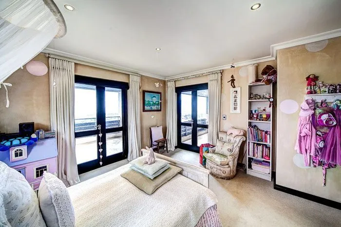 property_[object Object]_12