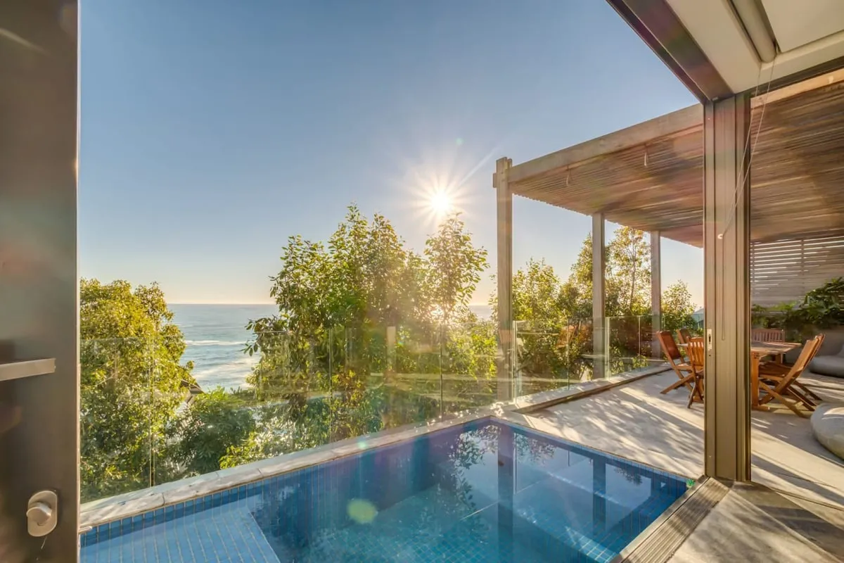 Coral Sea, camps bay
