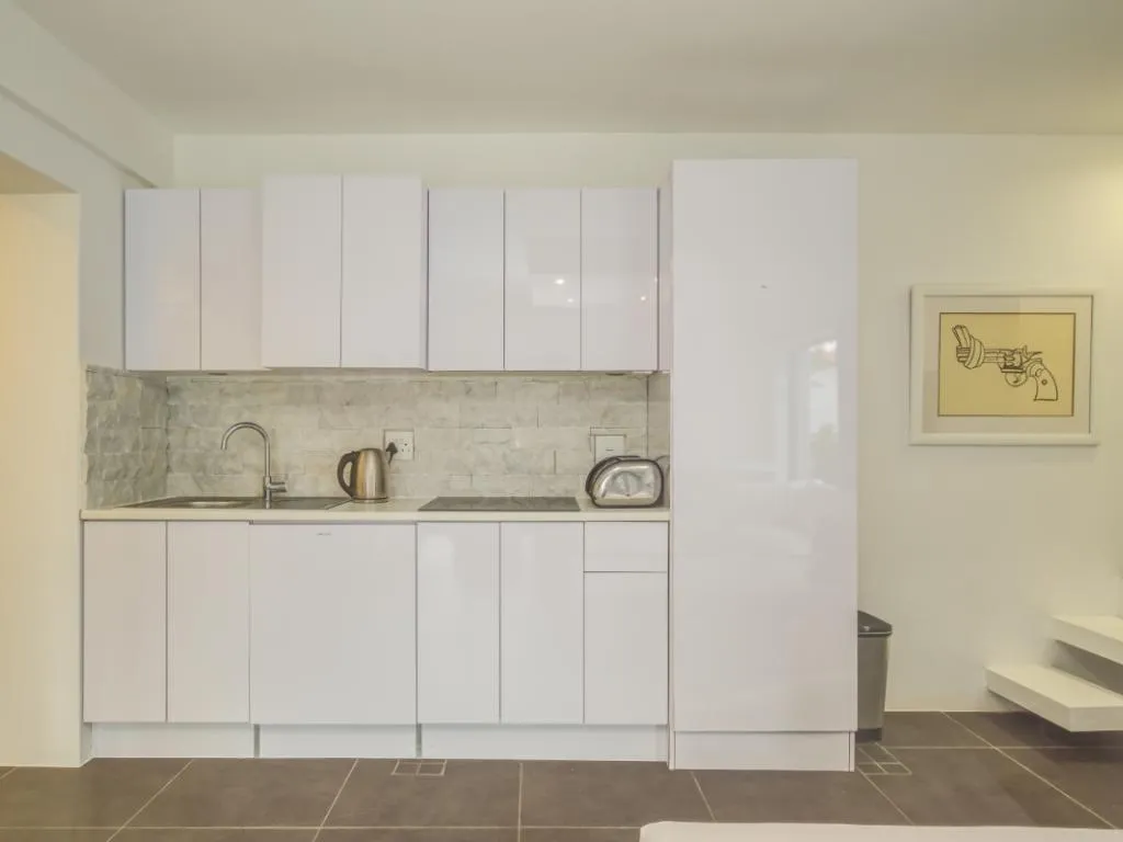 property_[object Object]_26