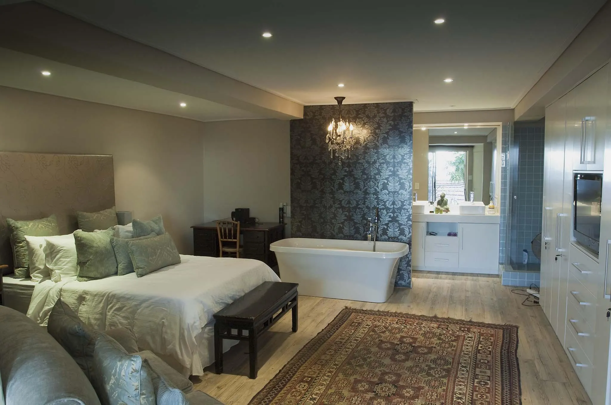 property_[object Object]_4