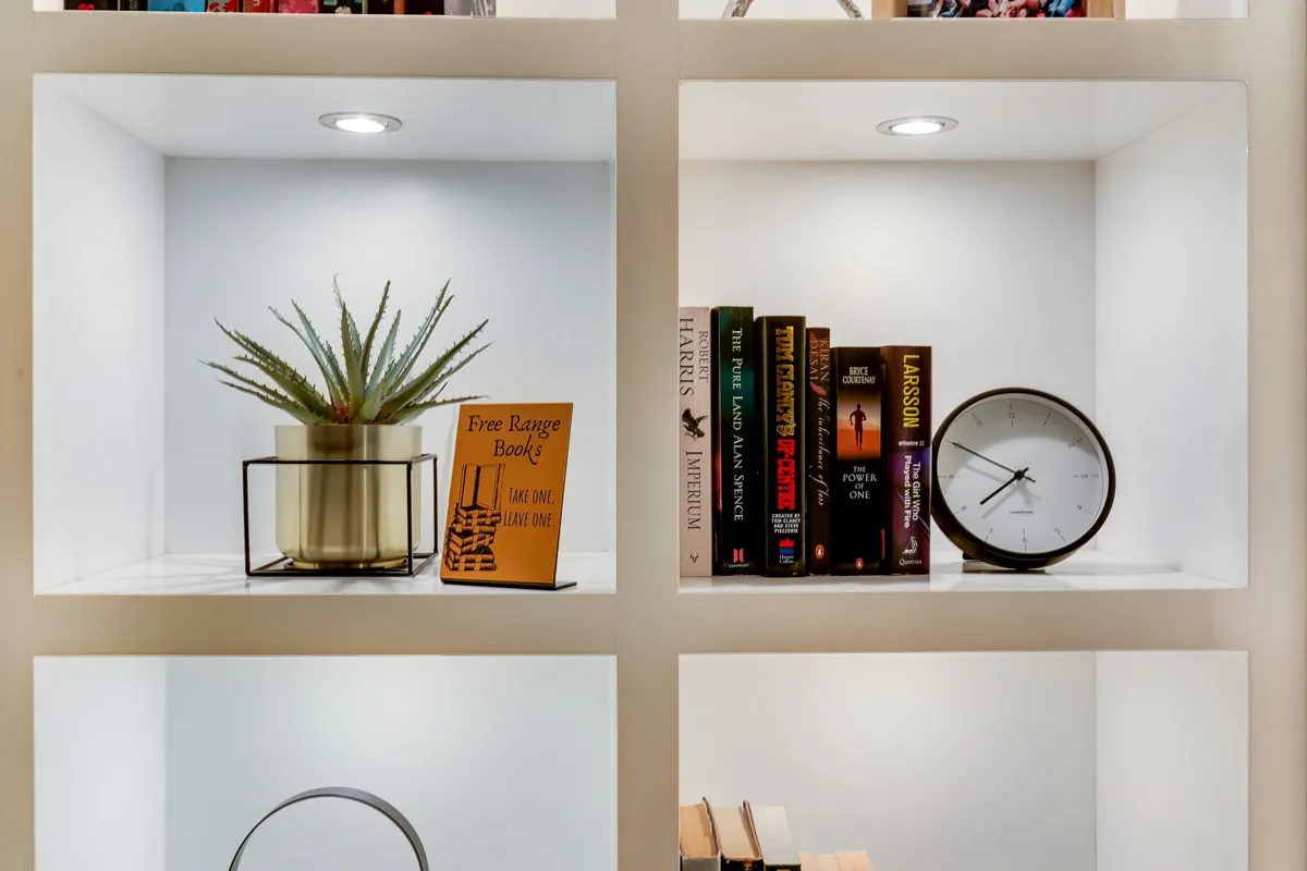 property_[object Object]_12