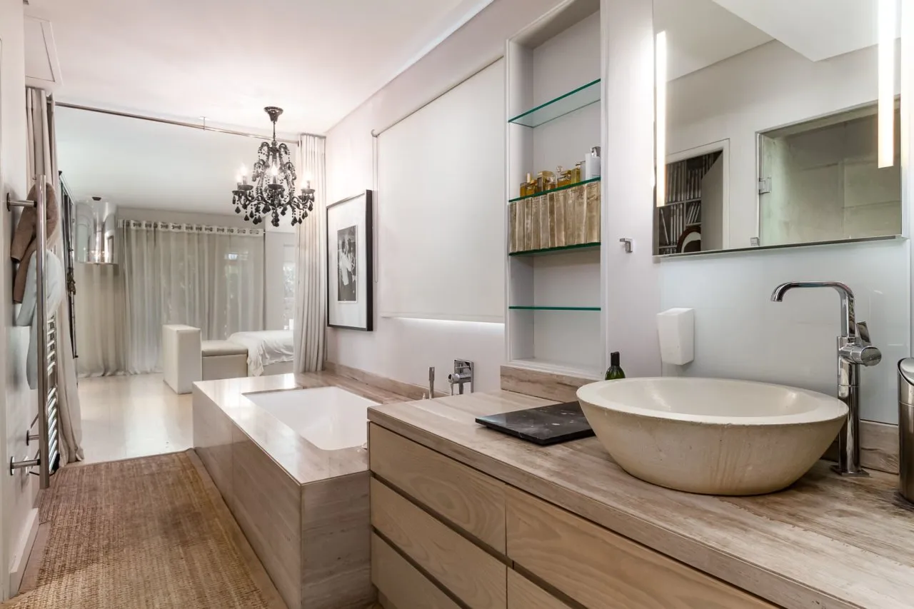 property_[object Object]_8