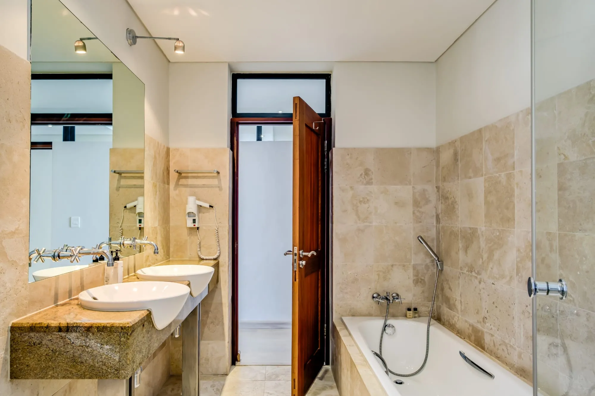 property_[object Object]_5