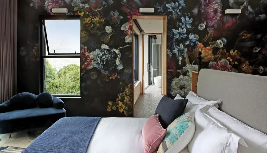 property_[object Object]_7