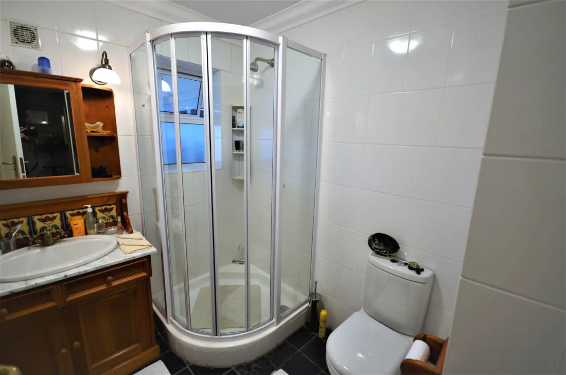 property_[object Object]_15