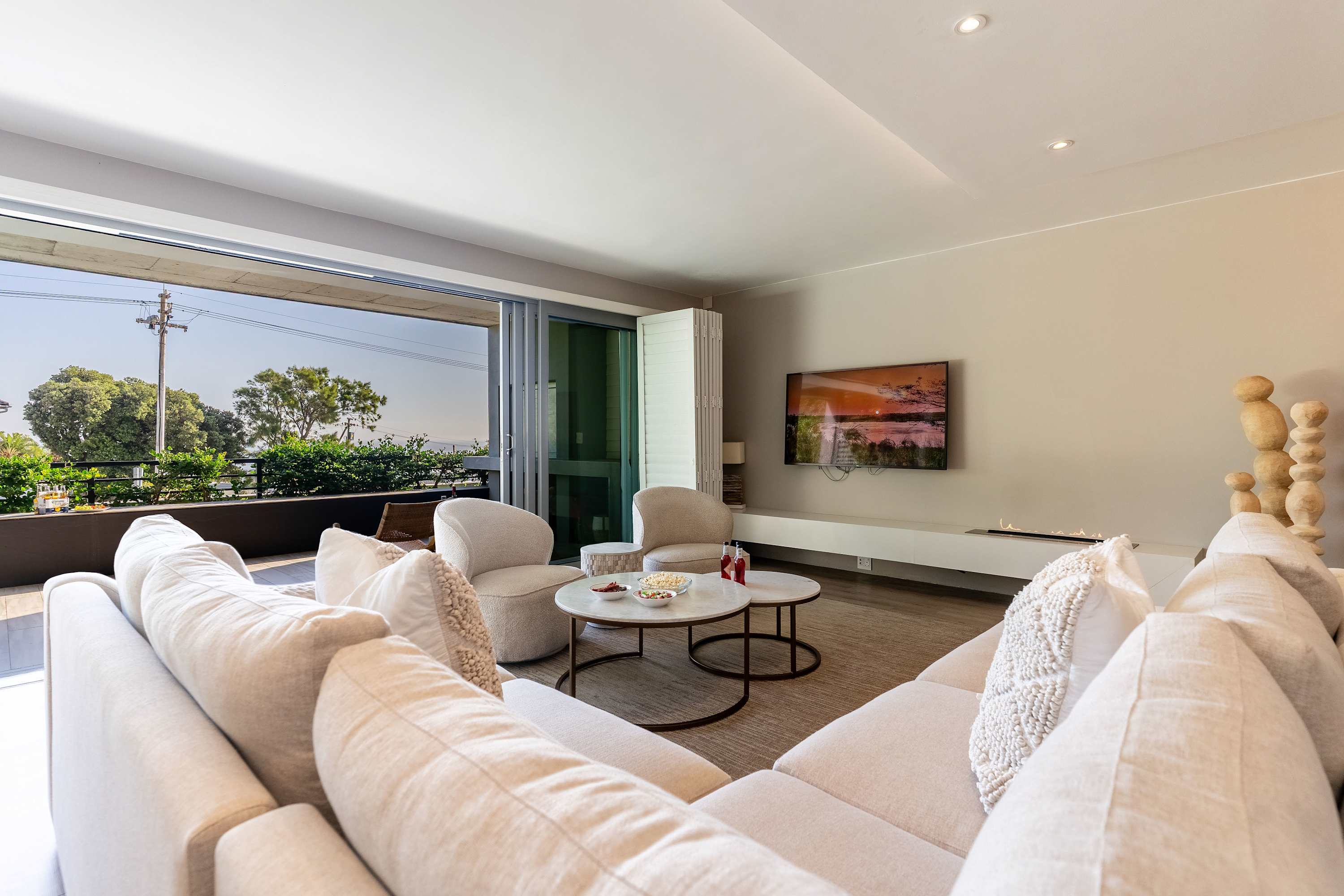 property_[object Object]_9