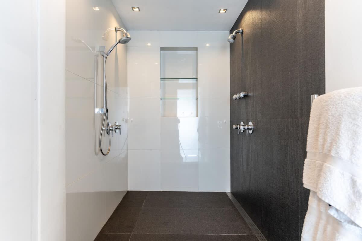 property_[object Object]_17